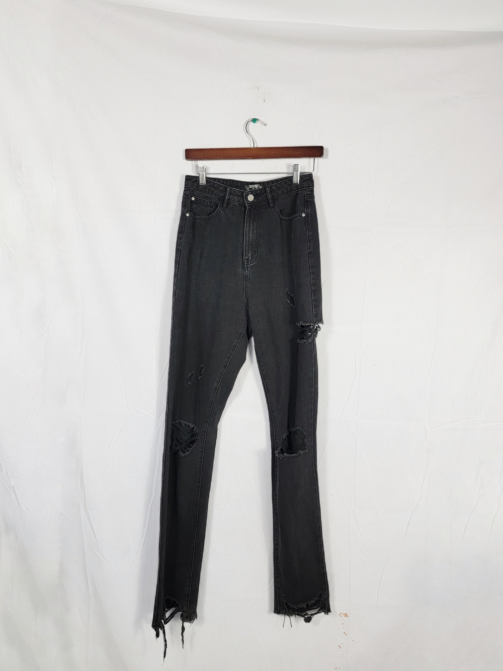 Missguided Women's size 2 Tall Distressed Jeans
